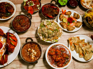 Why Middle Eastern Cuisine Is Perfect for Sharing: A Guide to Group Dining in Oshawa
