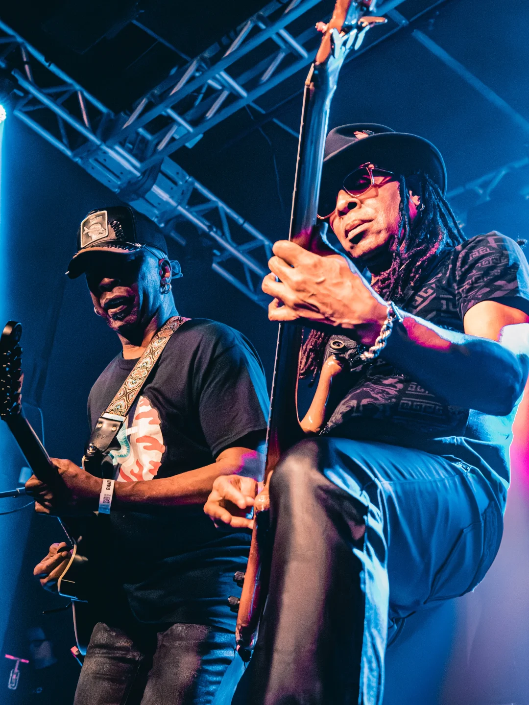 Dia 26/01/2026 a banda Living Color inunda o palco do Bar Opinião em Porto Alegre – RS