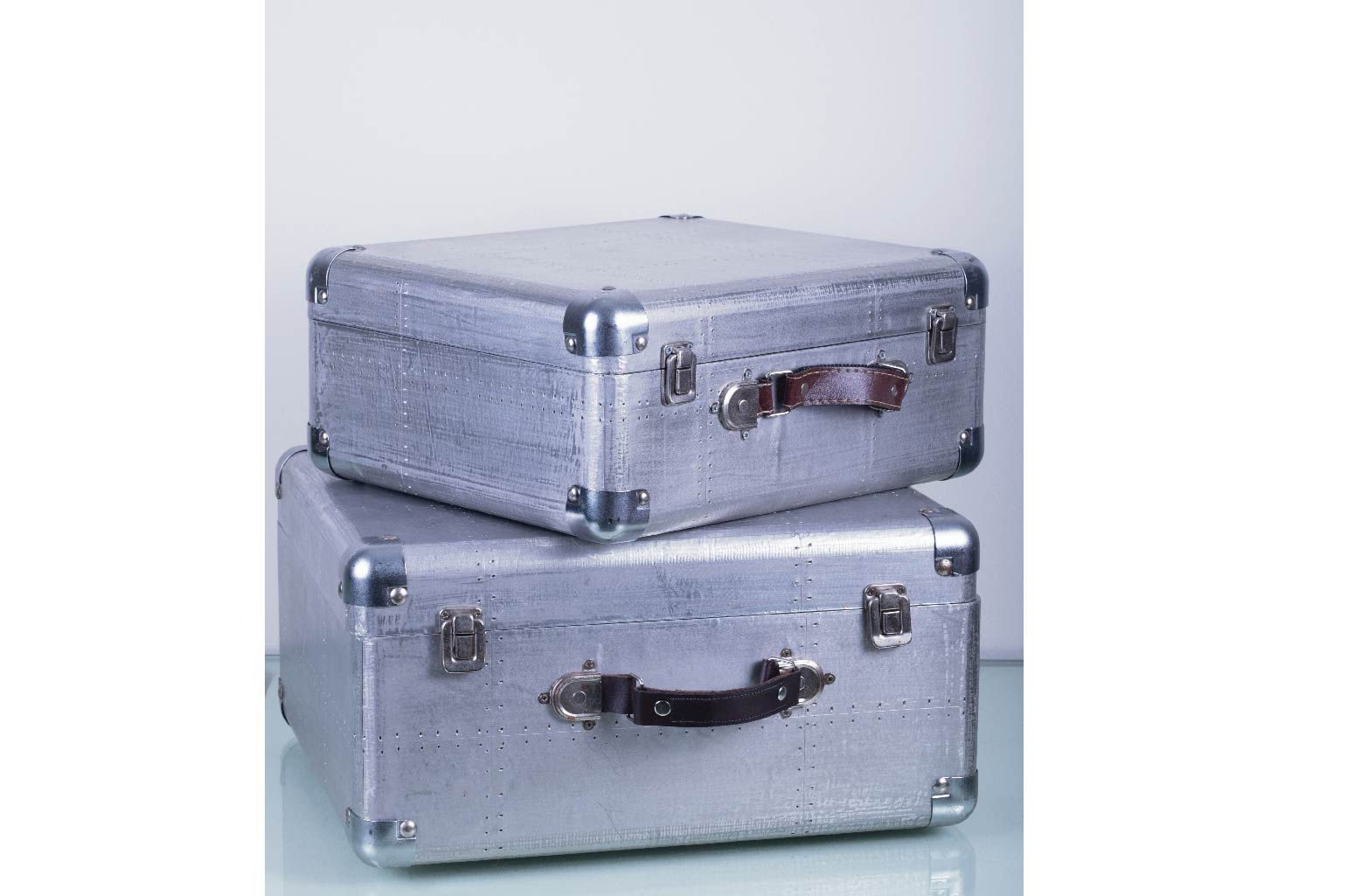 Maletin Plateado #1537 #1538