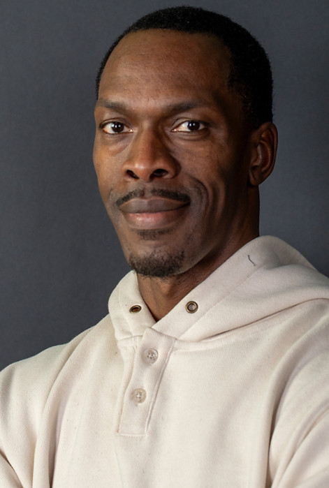 Quincy Haynes Headshot_1_edited.jpg