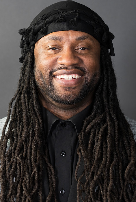 Headshot_JamichaelFann_2.jpg