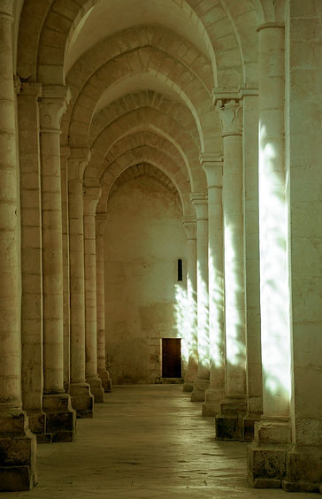 abbatiale de Pontigny, fond du bas-coté sud