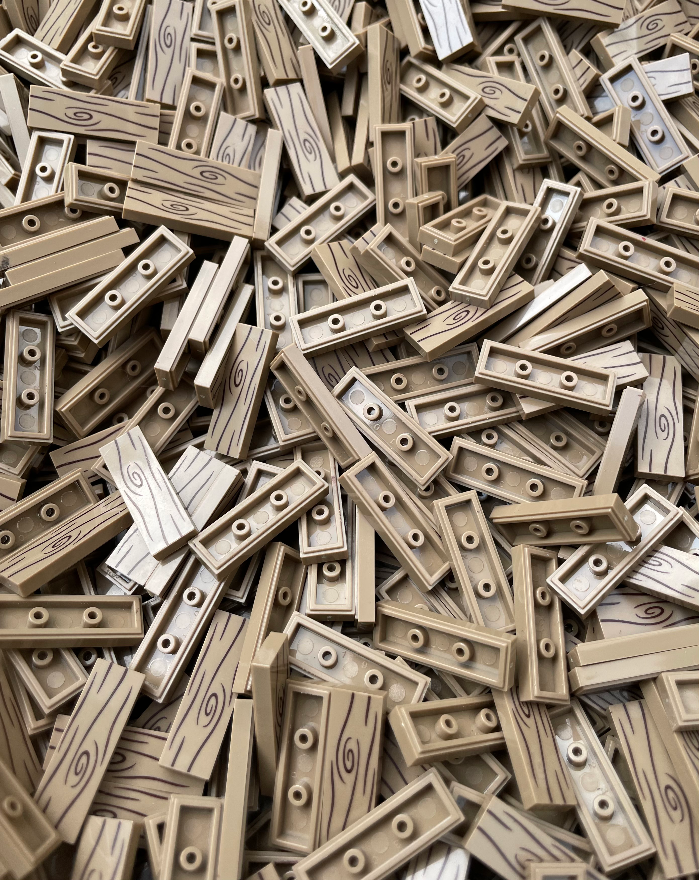 1 Kilogramm Fliese 1x3 mit Holzmaserung | ca. 2500 Klemmbausteine