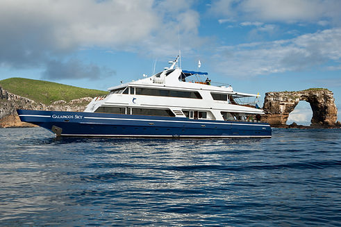 GalapagosSkyPortDarwinsArch.jpg