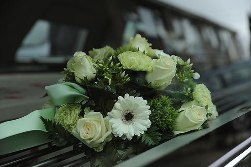 floresFuneral.jpg
