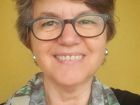 LA MERAVIGLIA CHE NOMINA IL MONDO Note di lettura sulla poesia di Patrizia Puleio