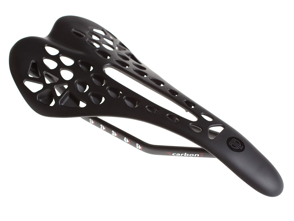 BLB Aero seat with carbon rails, black