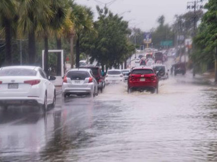 Sistema tropical amenaza con lluvias intensas y riesgo de inundaciones hasta el sábado