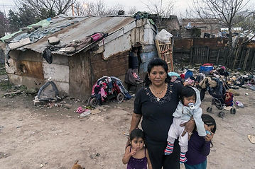 800px-Pobreza_en_Tucumán.jpg