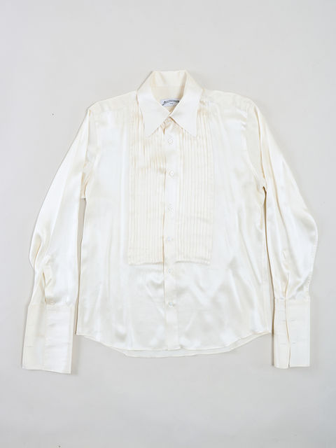 Chemise de cérémonie pour smoking en satin de soie beige champagne fait en Italie vue à plat pour hommes sur mesure unisexe