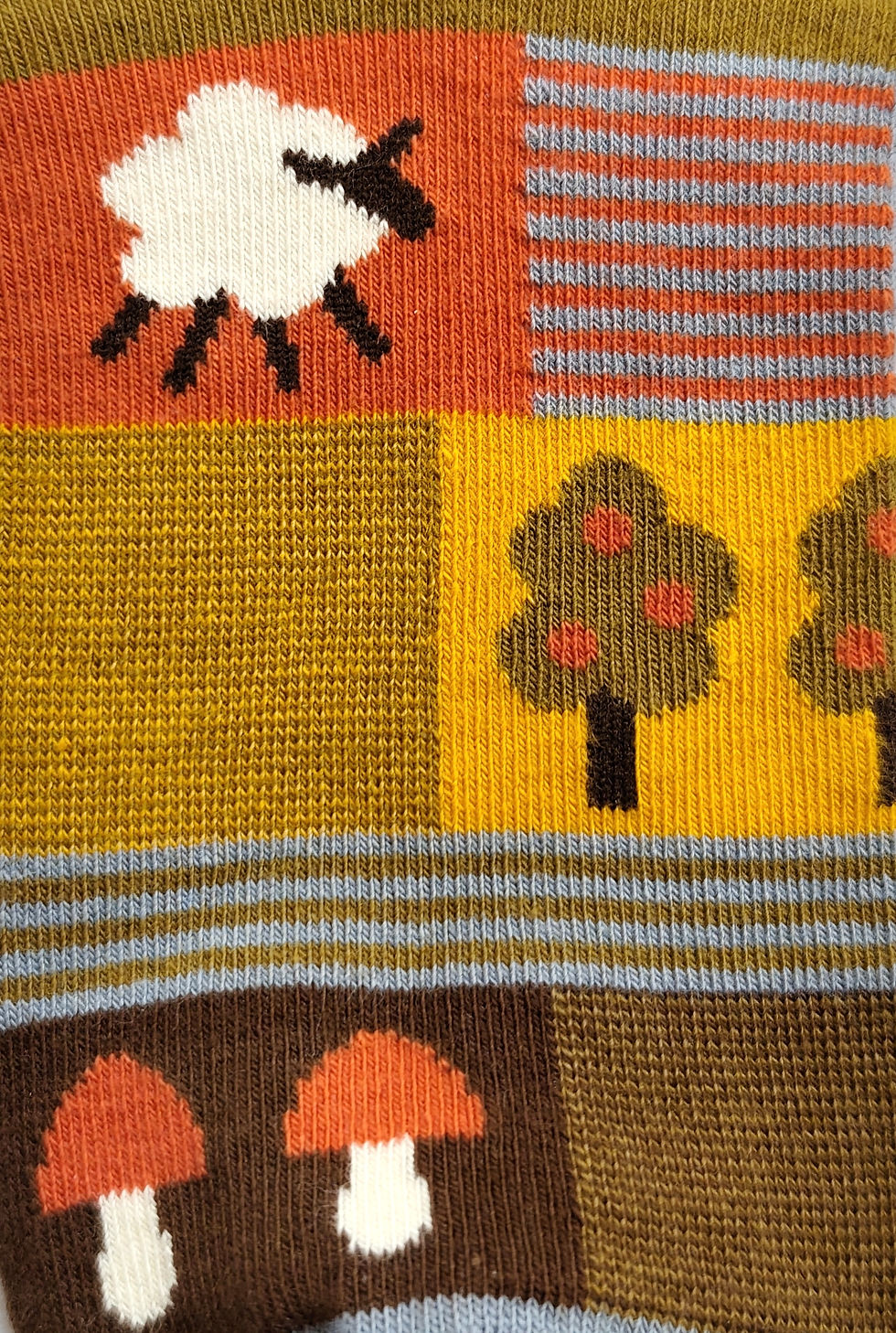 Miniaturbild: Farbige Socken für Erwachsene - Bauernhof/ Colourful socks - Farm
