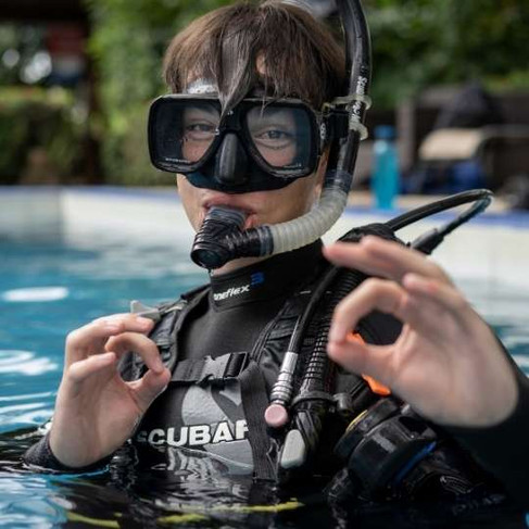 Learn Scuba Diving with the best Dive Center in Costa Rica Rich Coast Diving