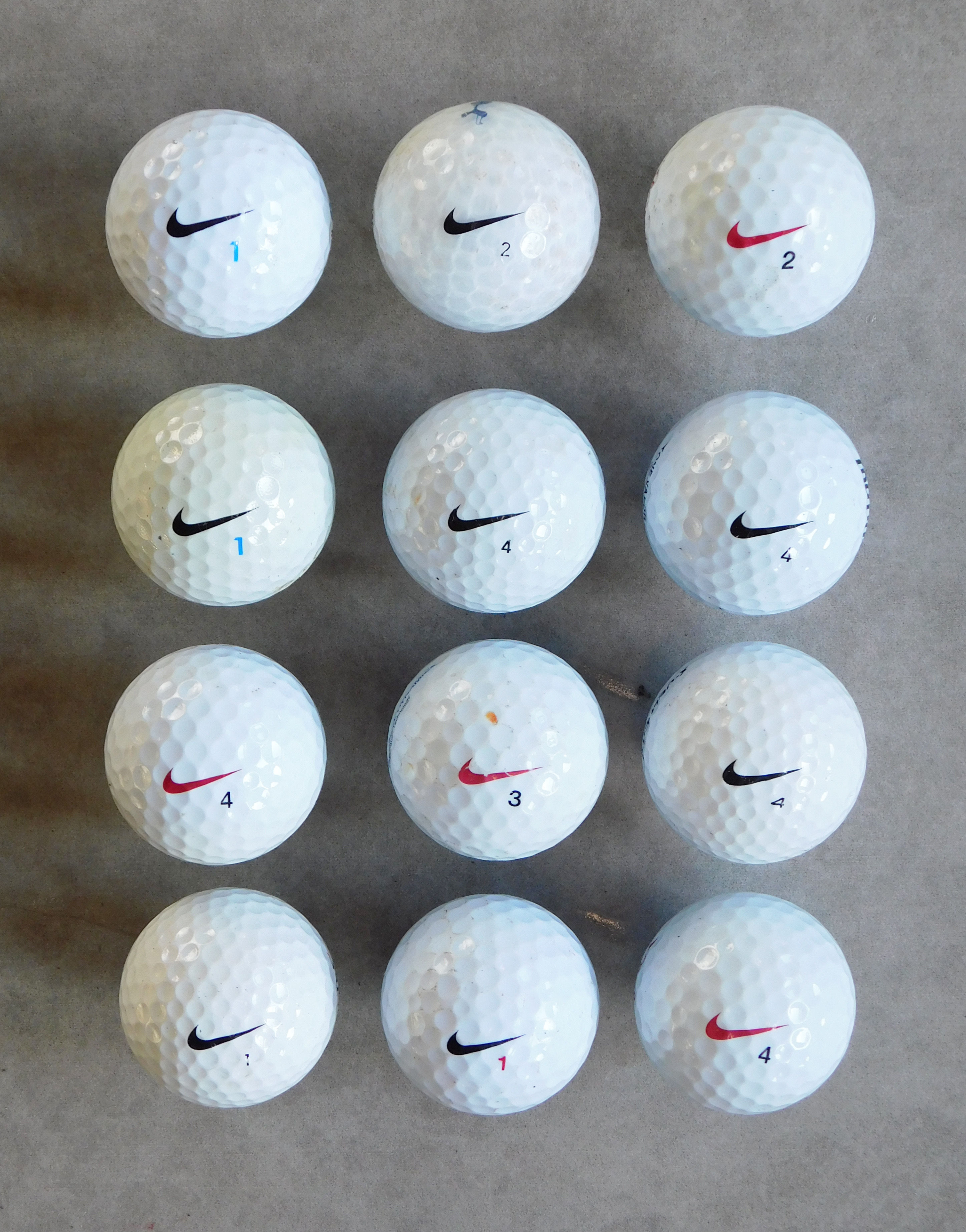 12 NIKE ASSORTED