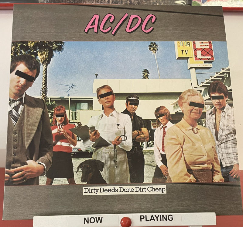 AC/DC - Dirty Deeds Done Dirt Cheap (LP)
