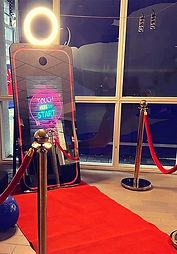mirror booth1.jpg