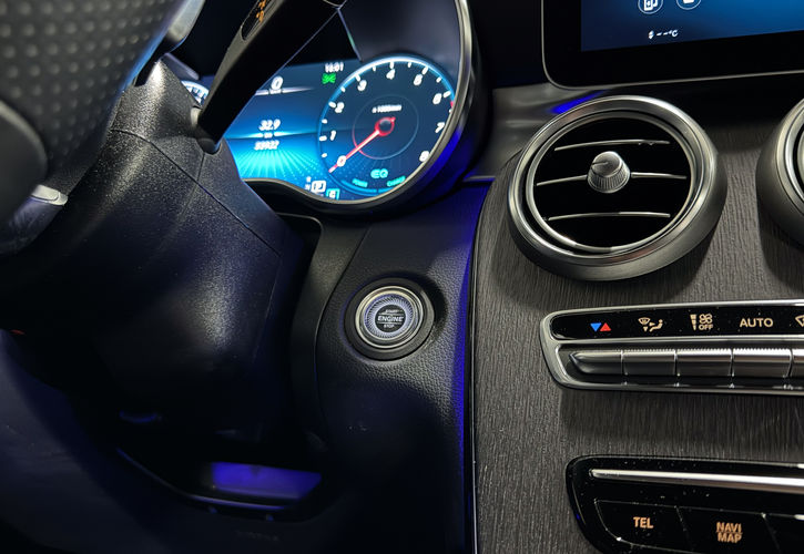 Mercedes-Benz - GLC300 Coupe - Signal Leasing Aarhus - Leasing af bil