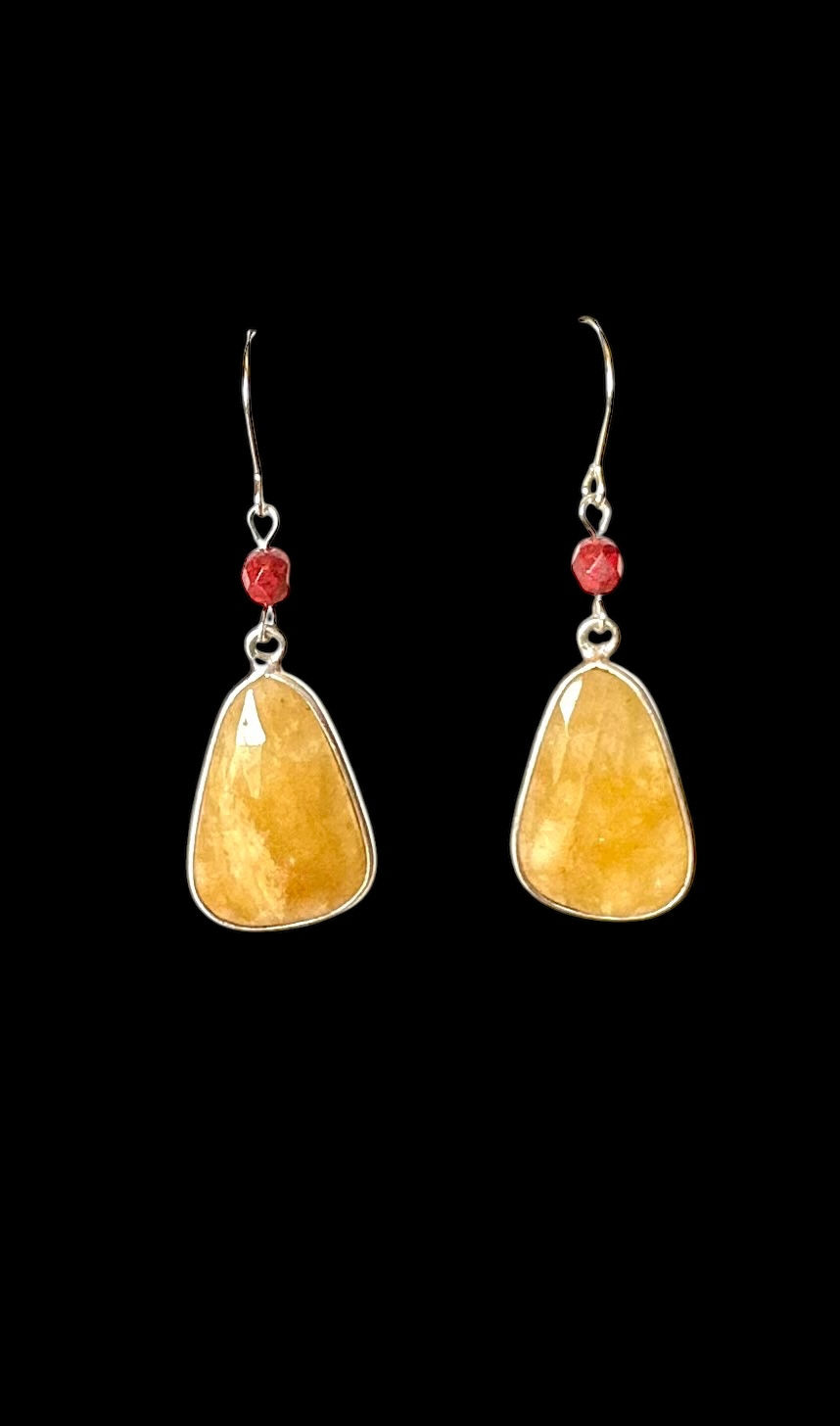 Thumbnail: Golden Garnet Glow earrings