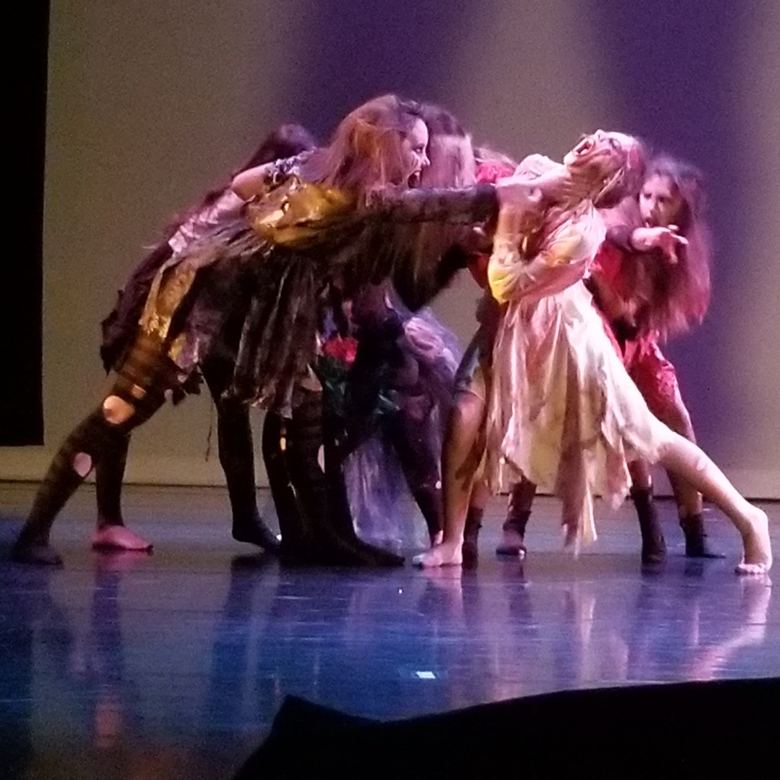 Fullscreen Page LightBox Dance