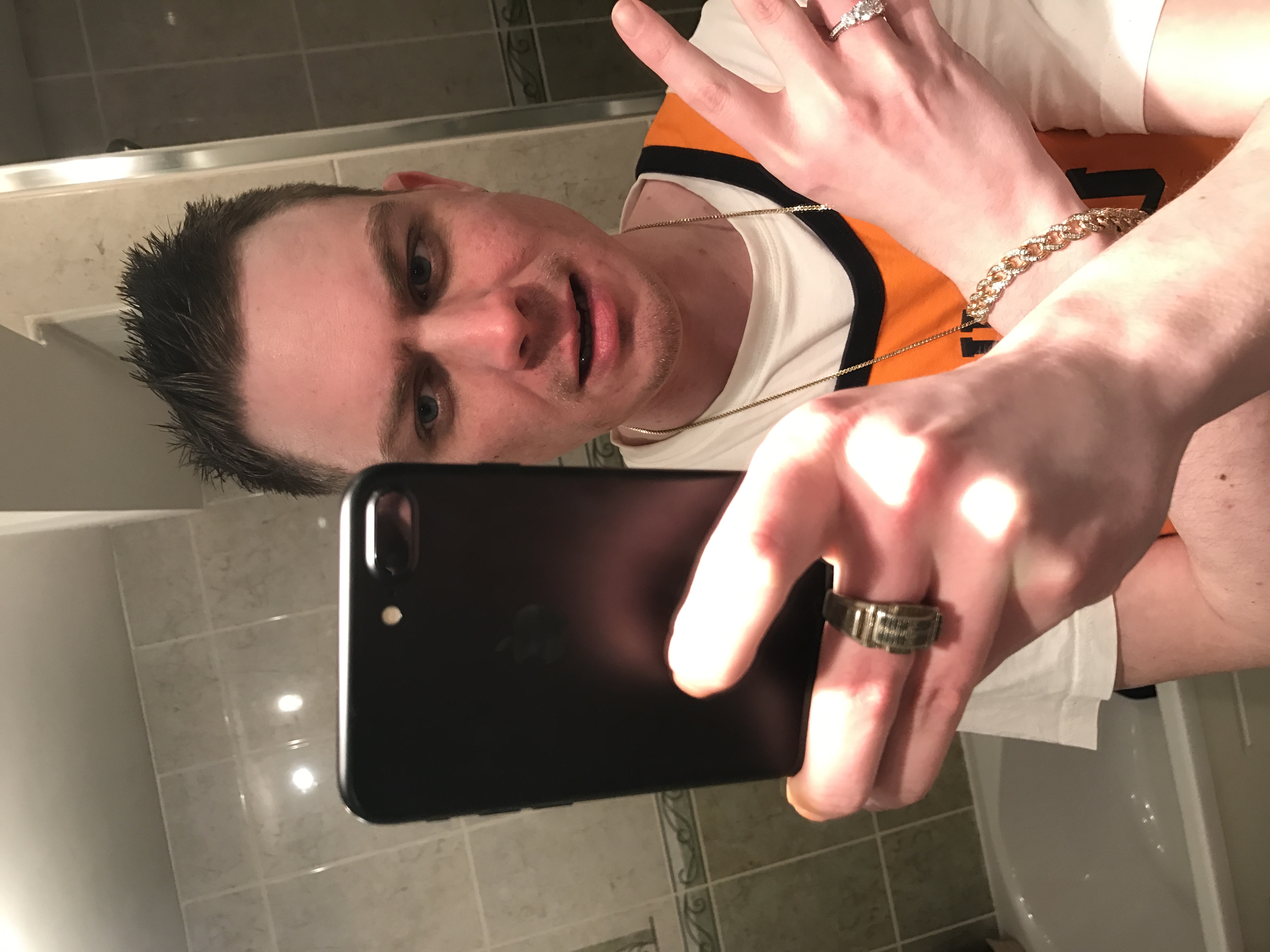 New hair doo.