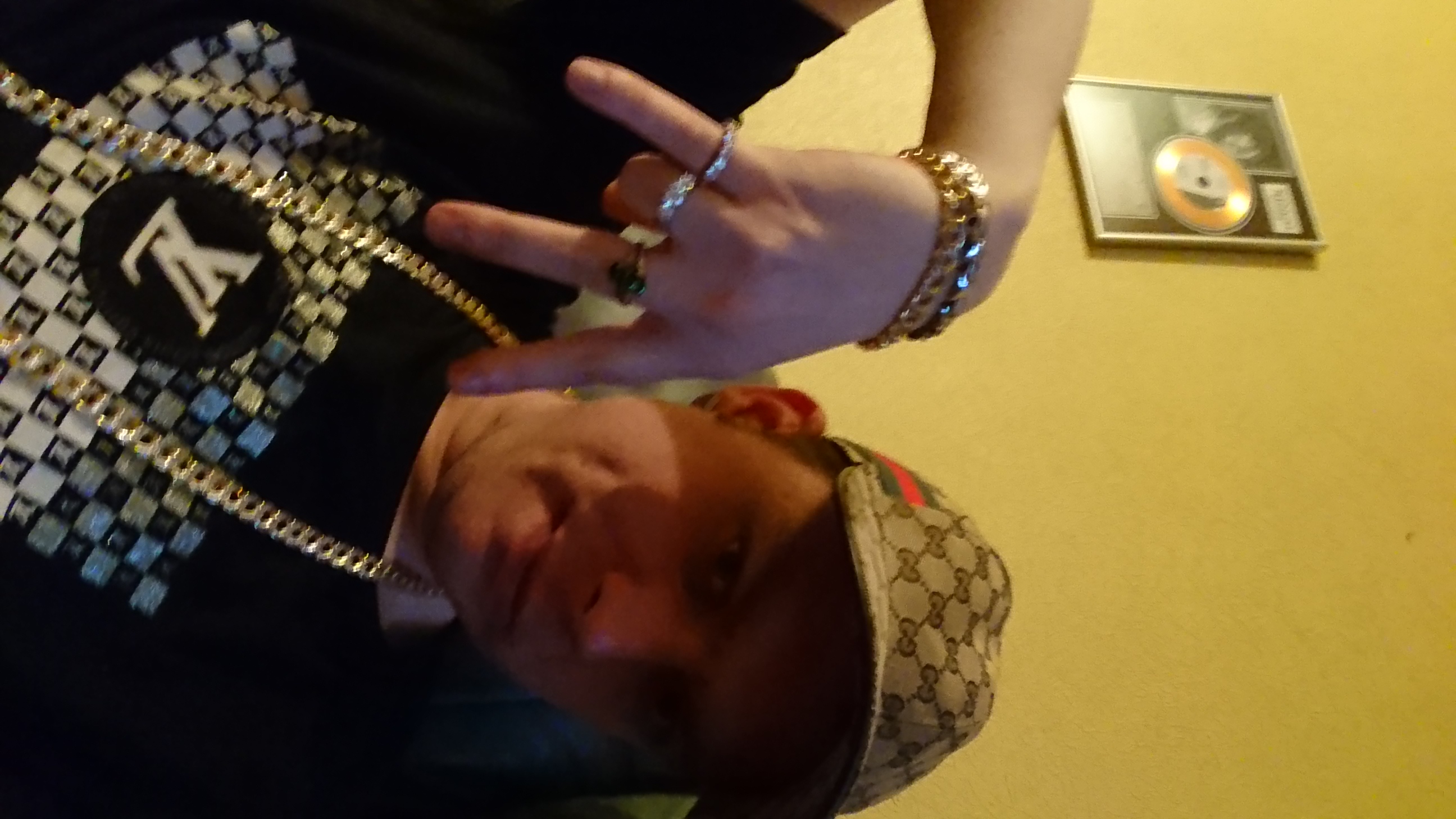 Gangster