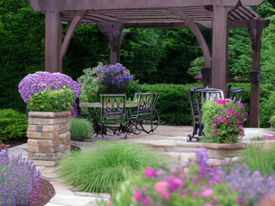 10 Fresh Spring Landscape Design Ideas to Revitalize Your Outdoor Space