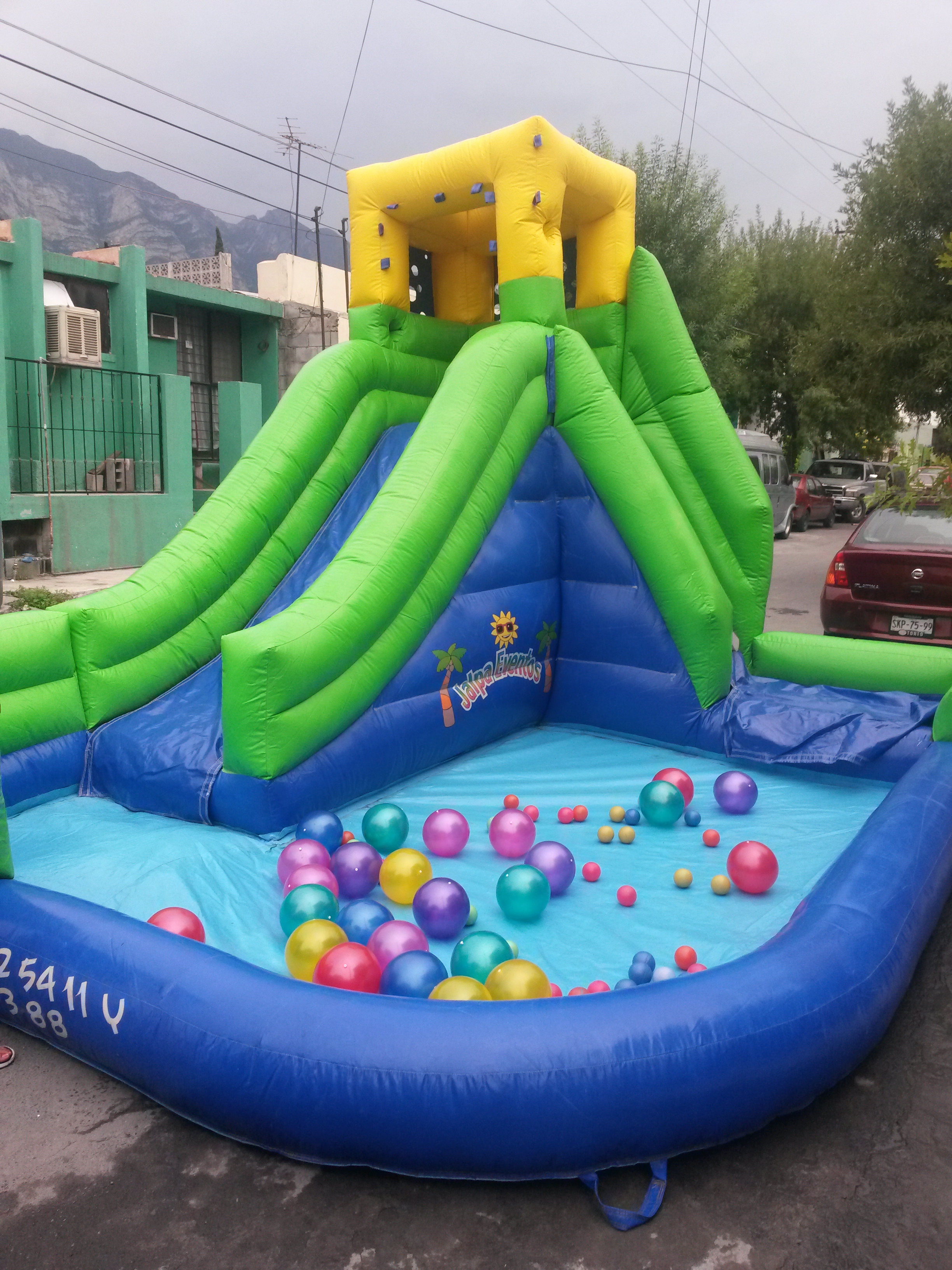 alberca de pelotas inflable