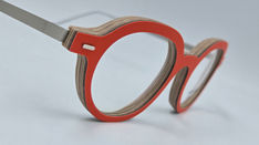 lunettes légères en bois et forrmica de la marque ninamur chez votre opticien à boulogne sur mer outreau calais wimereux et la cote d'opale