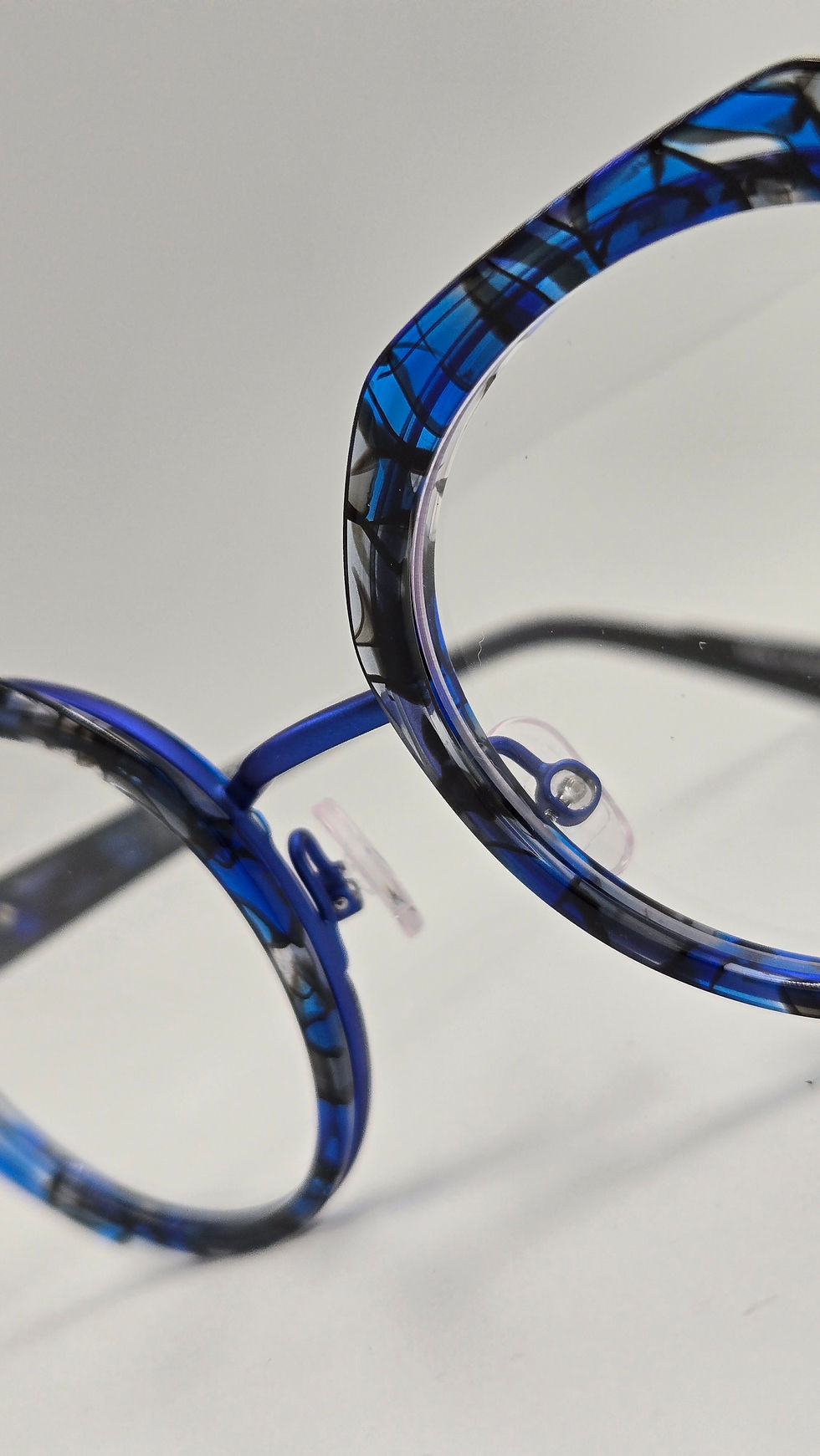 lunettes combinées originales et colorées  de la marque jfrey chez votre opticien a boulogne sur mer outreau wimereux calais et la cote d'opale