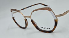 lunettes originales et colorées de la marque variation design chez votre opticien à boulogne sur mer outreau calais wimereux  et la cote d'opale