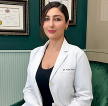 Dr. Aida Owlia, board-certified physician and Master Injector at Parsa Wellness Clinic specializing in neuromodulators, dermal fillers, fat dissolving, mesotherapy, and skin boosters.