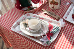 coastal holiday place setting