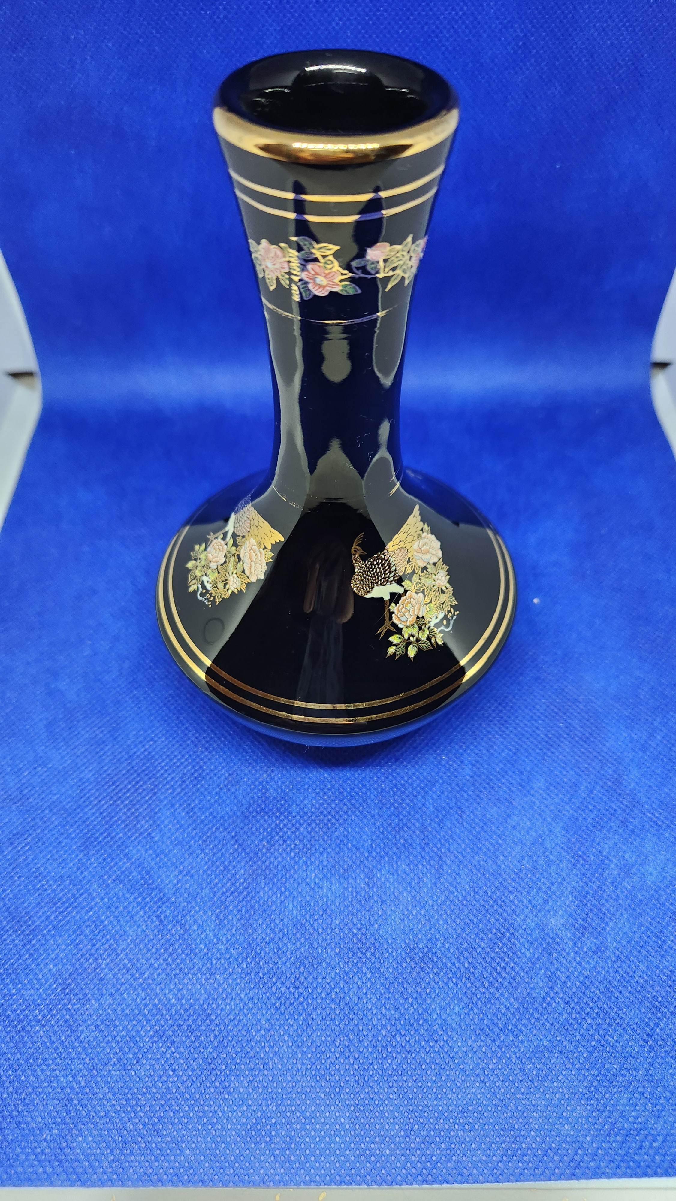 Greek Vase 6" Tall Made by Dakas Ceramics 24K Gold Trim