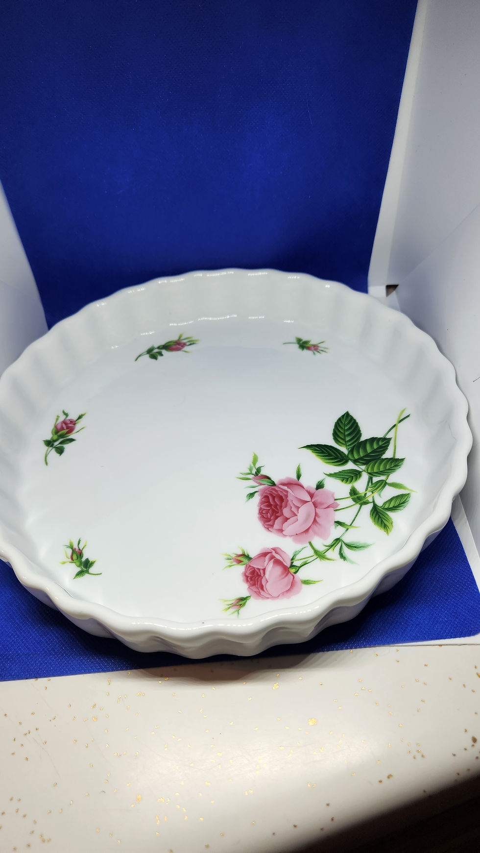 Thumbnail: Vintage Christine Holm  Ceramic Fluted Quiche Pie Dish Rose Pattern Plates 9.5"