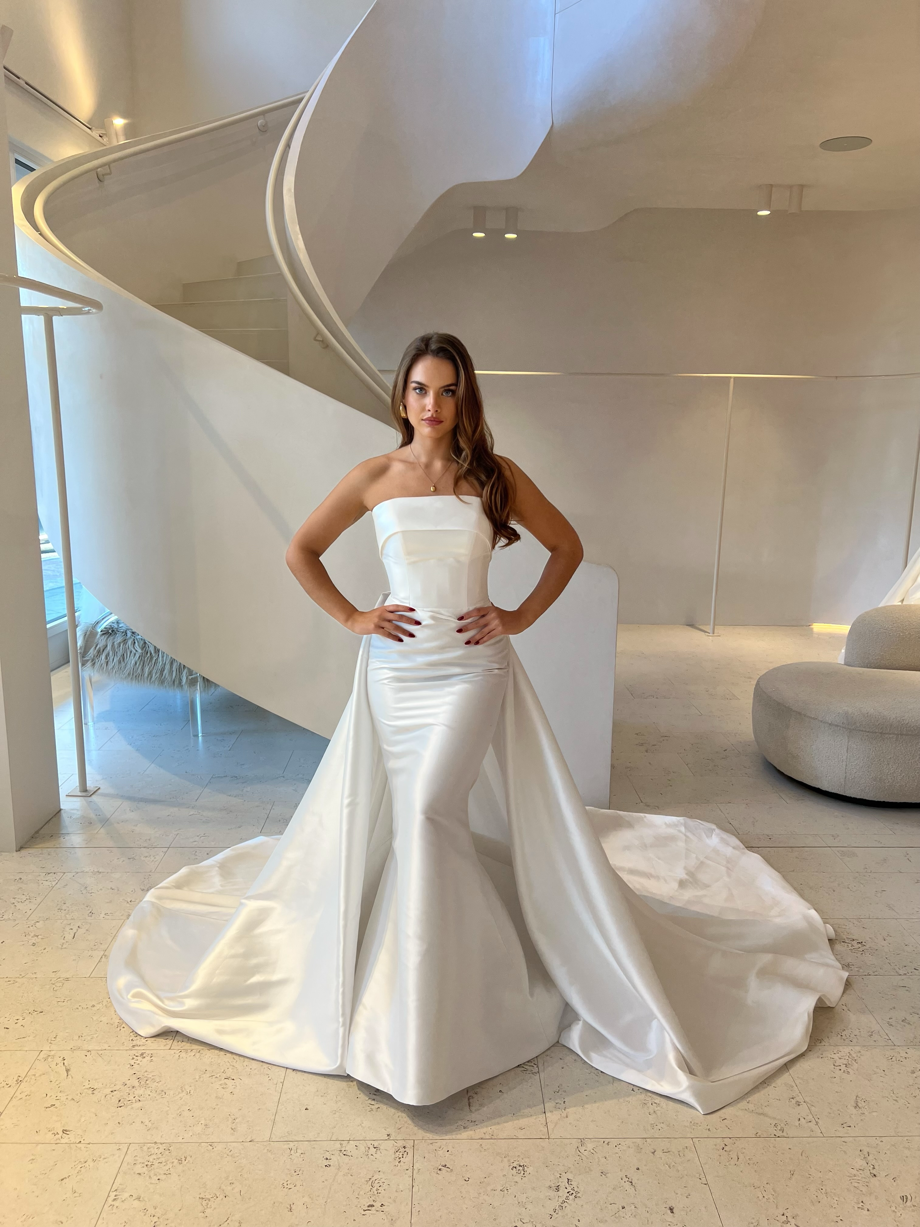 Addison & Overskirt (Size 6) | Montaigne Bridal