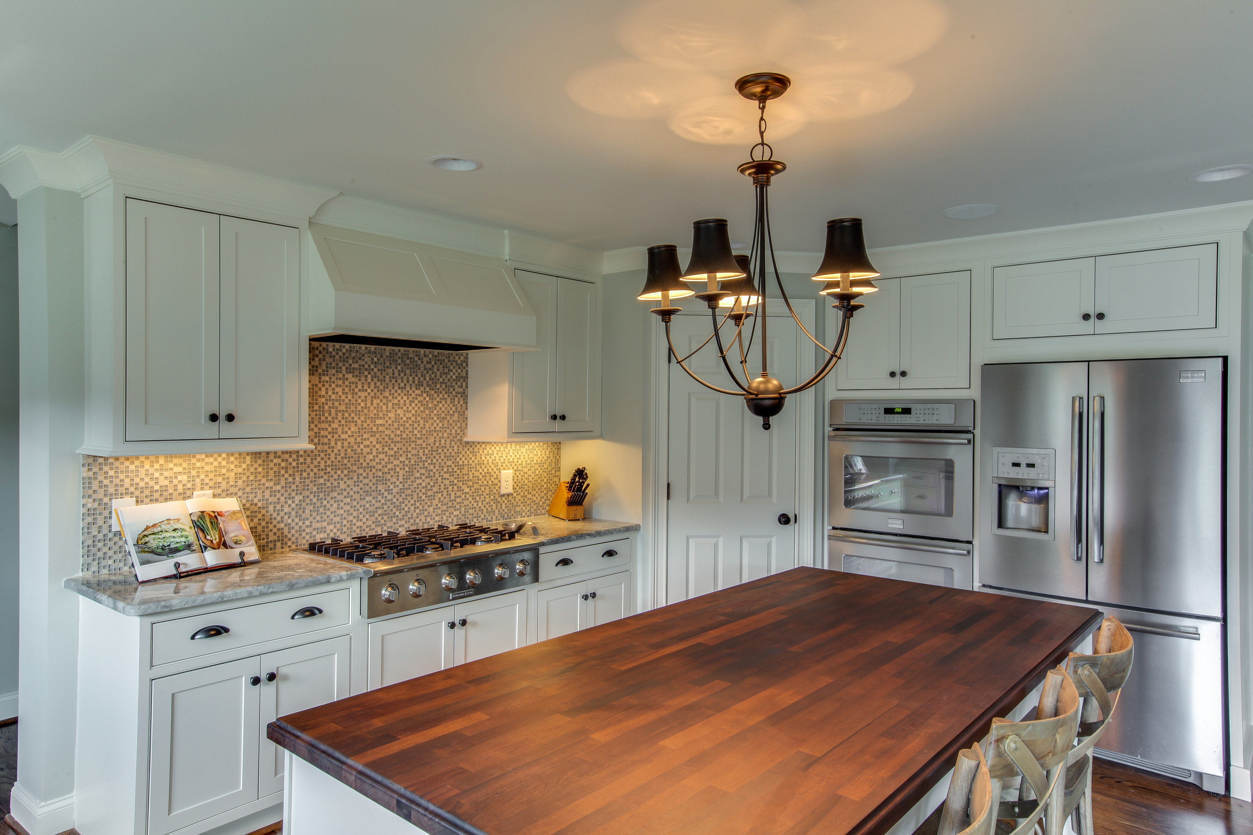 CONTACT | brentwood-cabinets