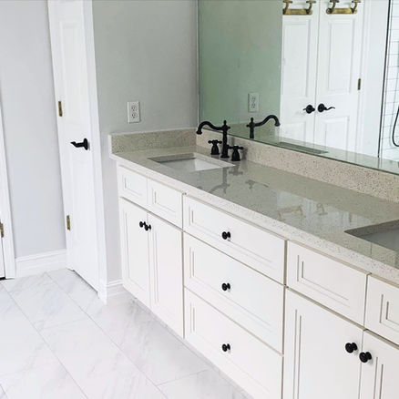 Bathrooms and Showers Remodeling