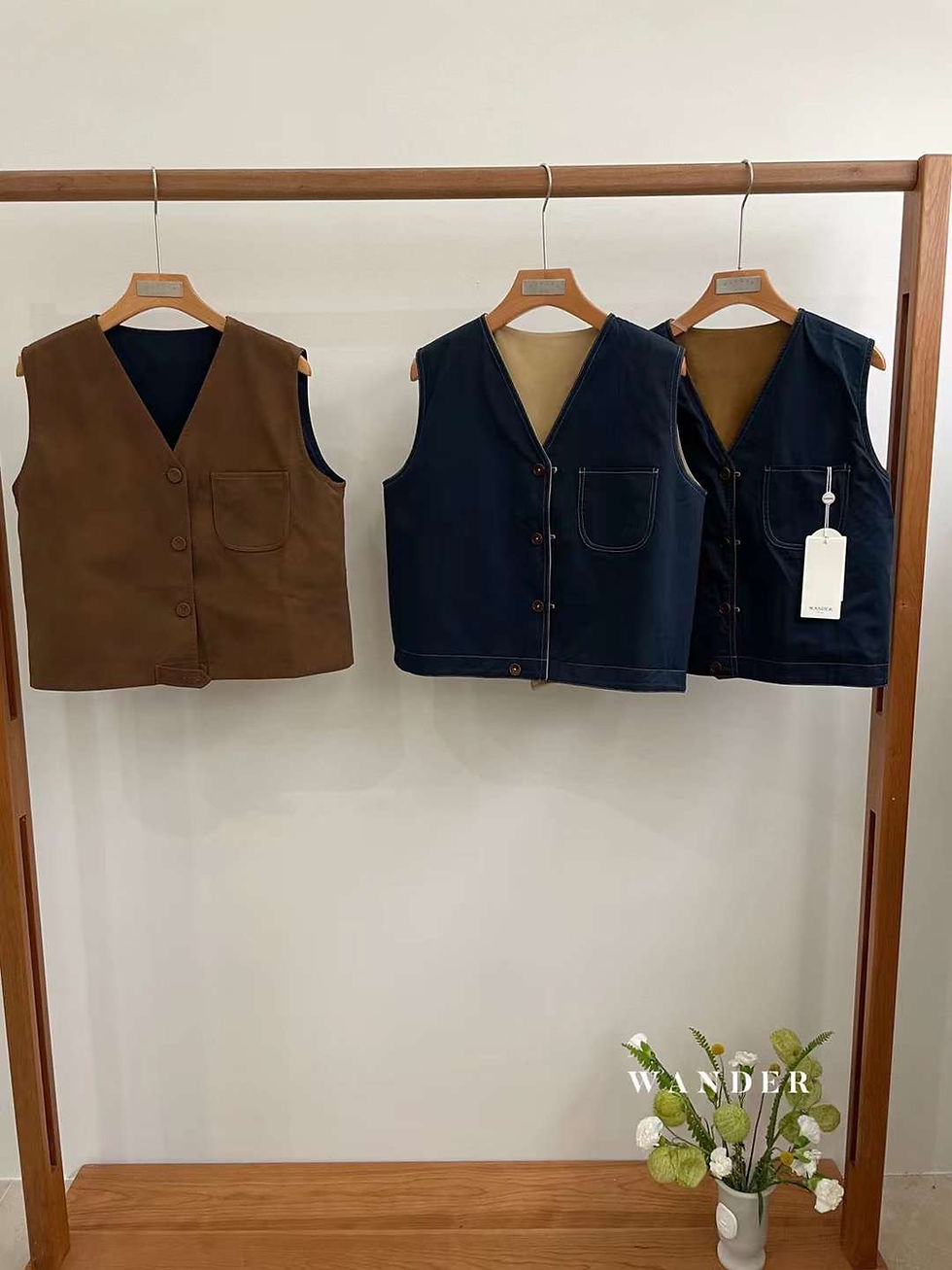 Thumbnail: Suede reversible vest