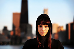 photo de l'auteure parue pour l'interview sur le site epic reads.