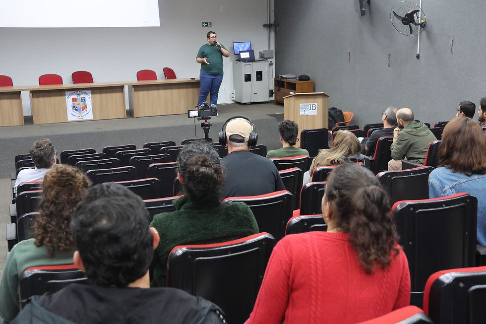 Lucas Ferrante apresenta pesquisas sobre a Amazônia nos Seminários Charles Darwin