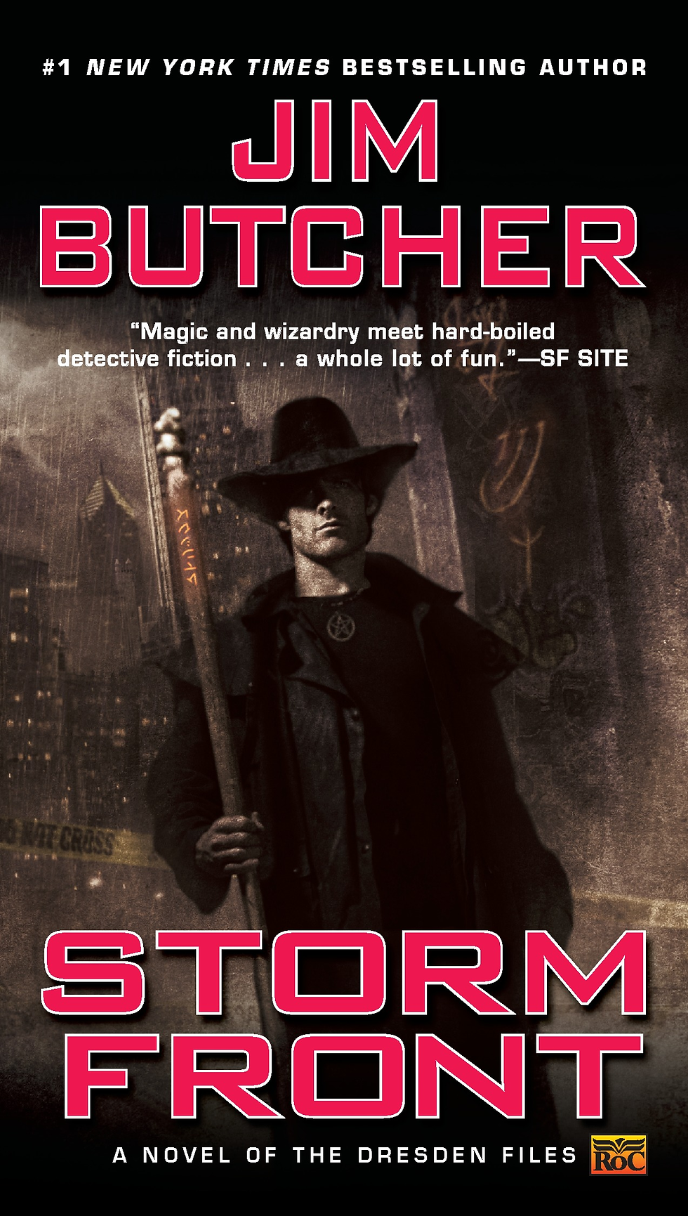 Harry Dresden is the only wizard in the Chicago phone book, scraping by as a private investigator while consulting for the police department's Special Investigations unit.