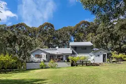 Hilltop Hideaway House