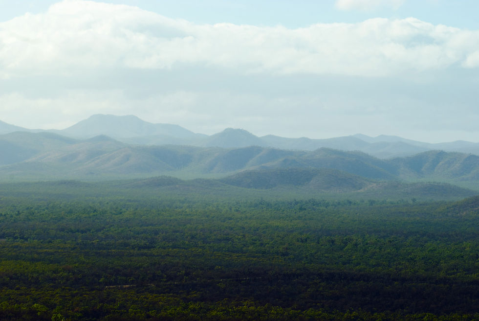 hazy_mountain_range.jpg