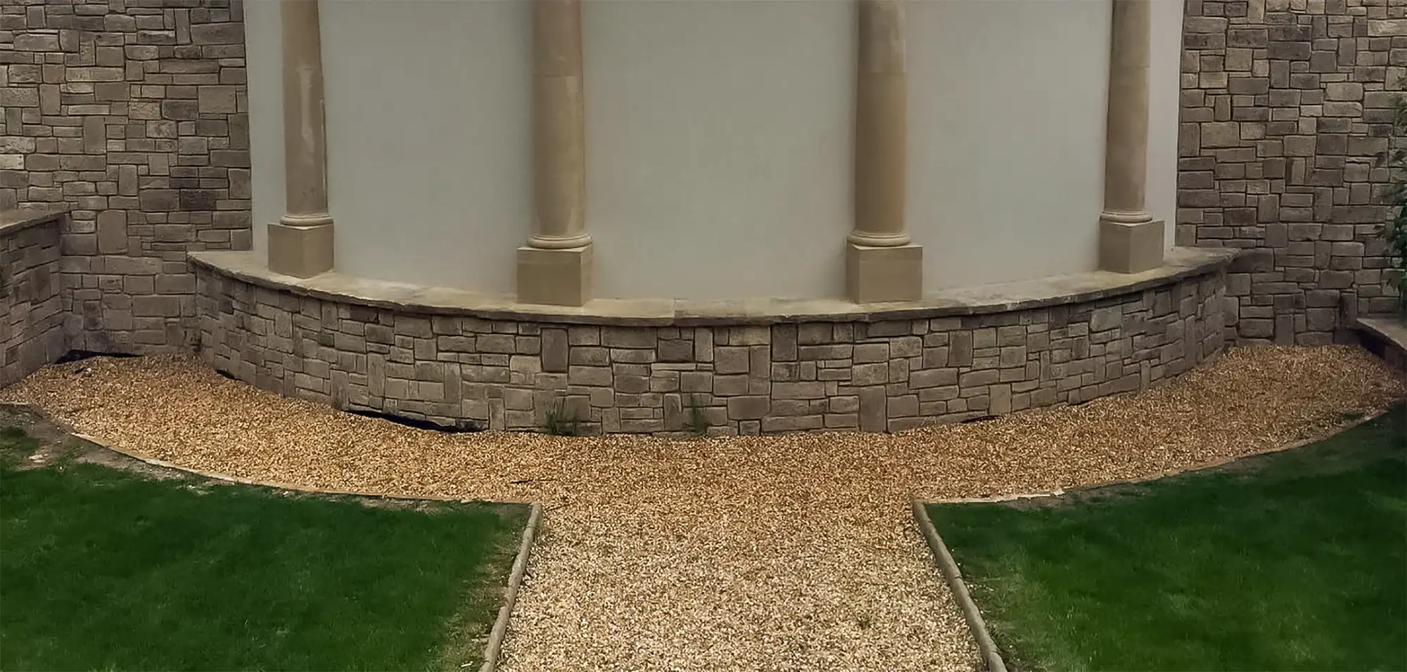 Cast stone pillars
