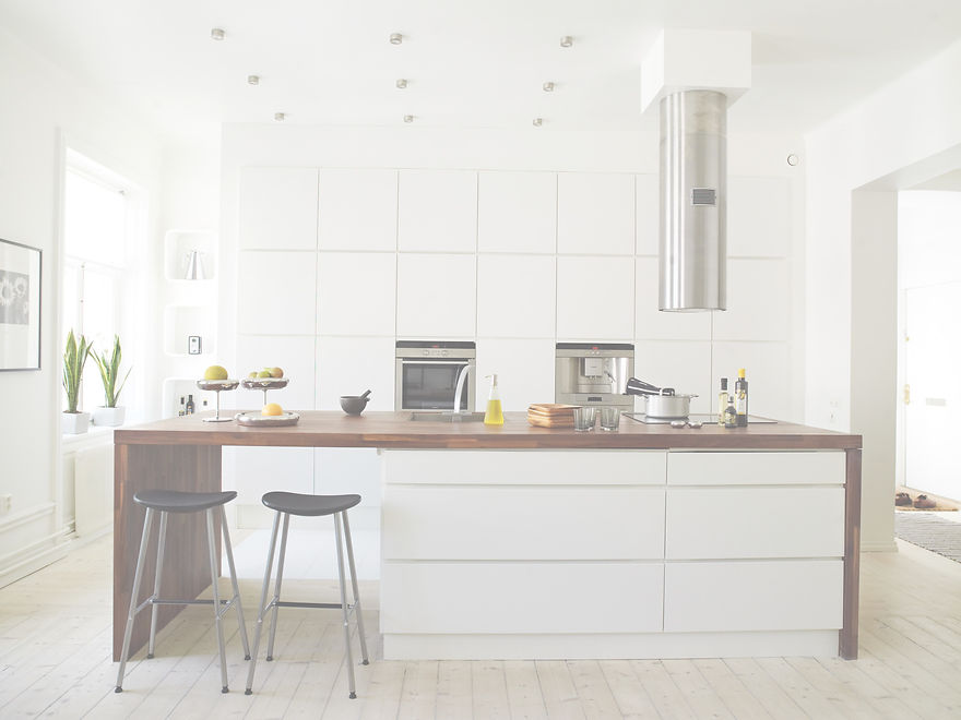 Modern Kitchen_edited.jpg