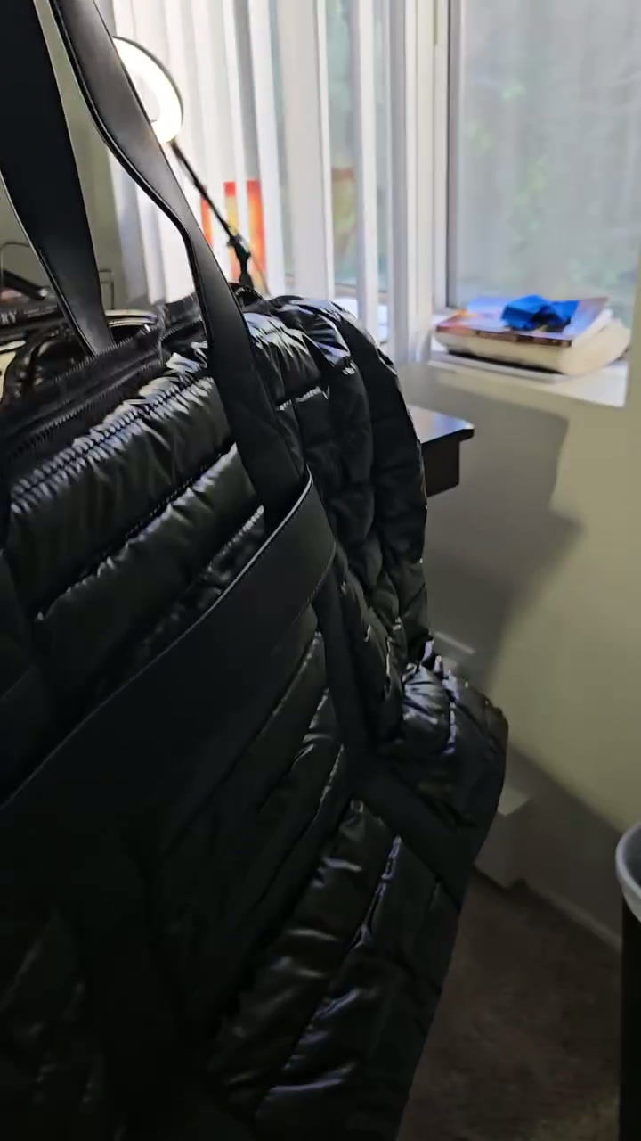 Miniatura: Jet-Black Puffer Weekender Travel Bag – Lightweight Overnight Duffel