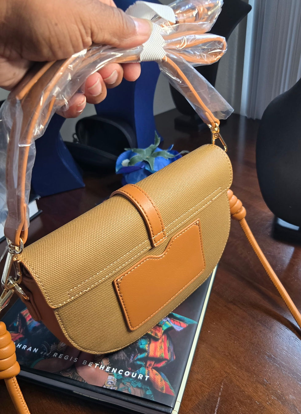 Thumbnail: The Shoulder Bag – Minimalist Crossbody/Shoulder Purse