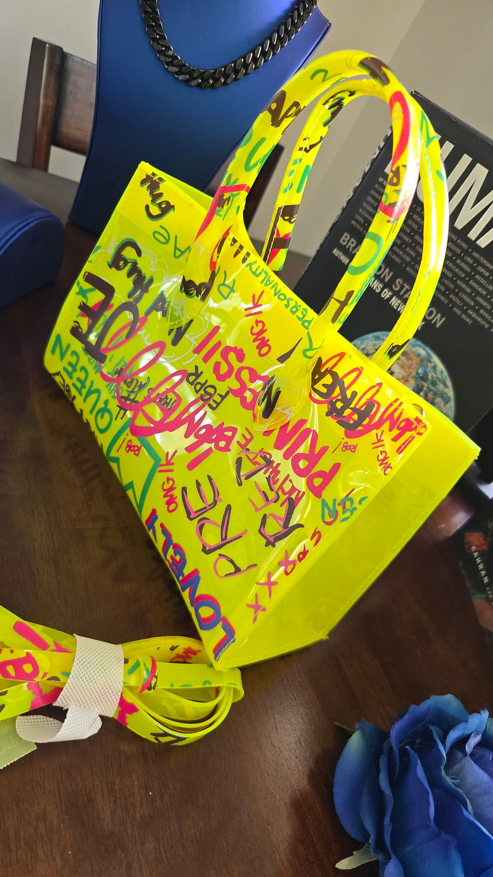 Thumbnail: Yellow City Graffiti Bag