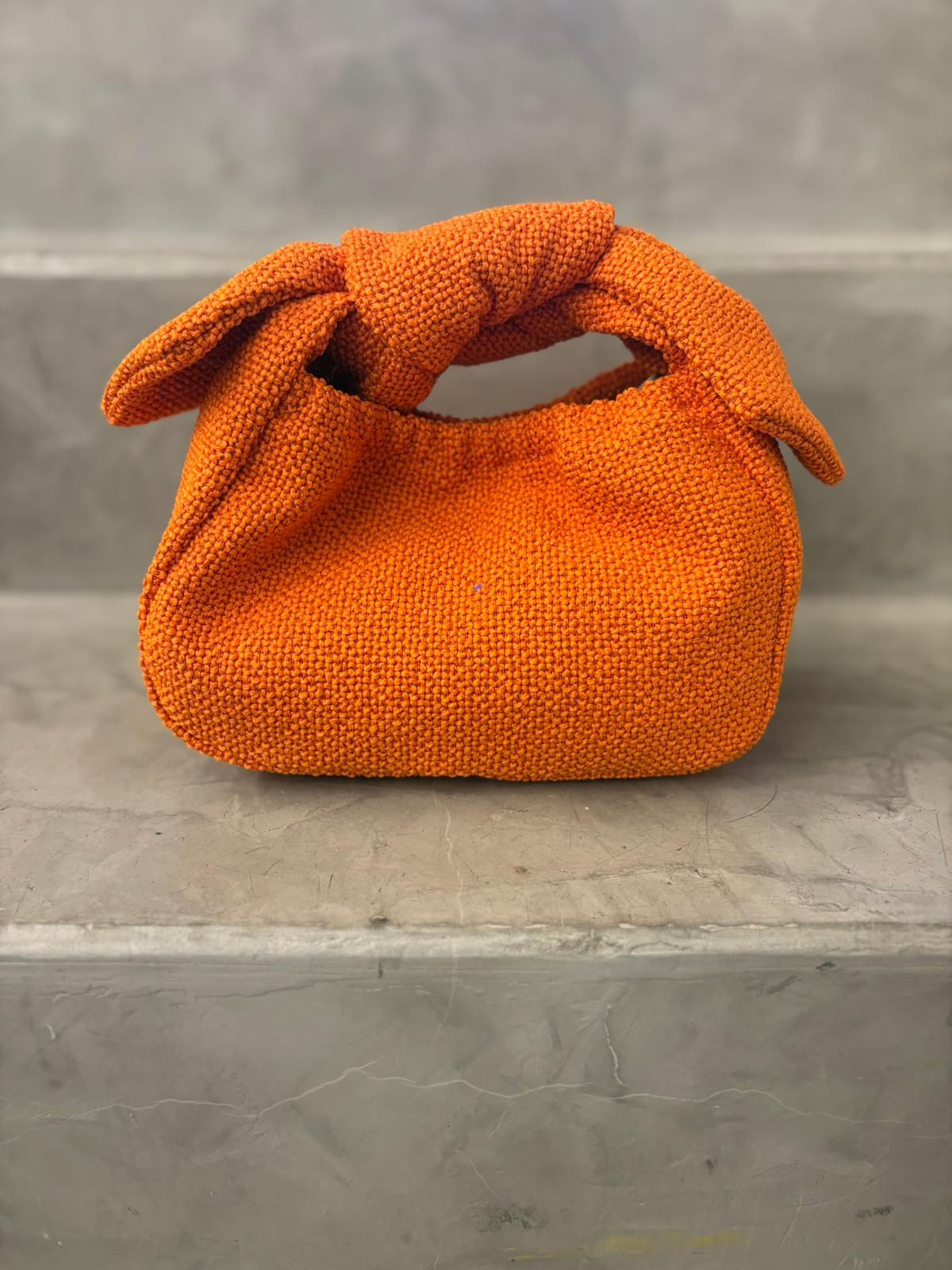 Alejandra textura naranja