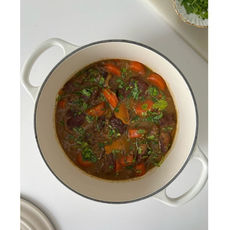 Carne guisada con naranja y azafrán