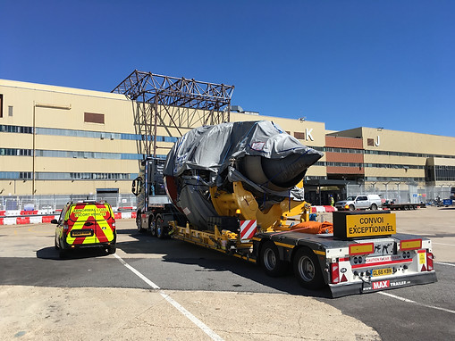 Rolls-Royce Trent XWB Transport.jpg